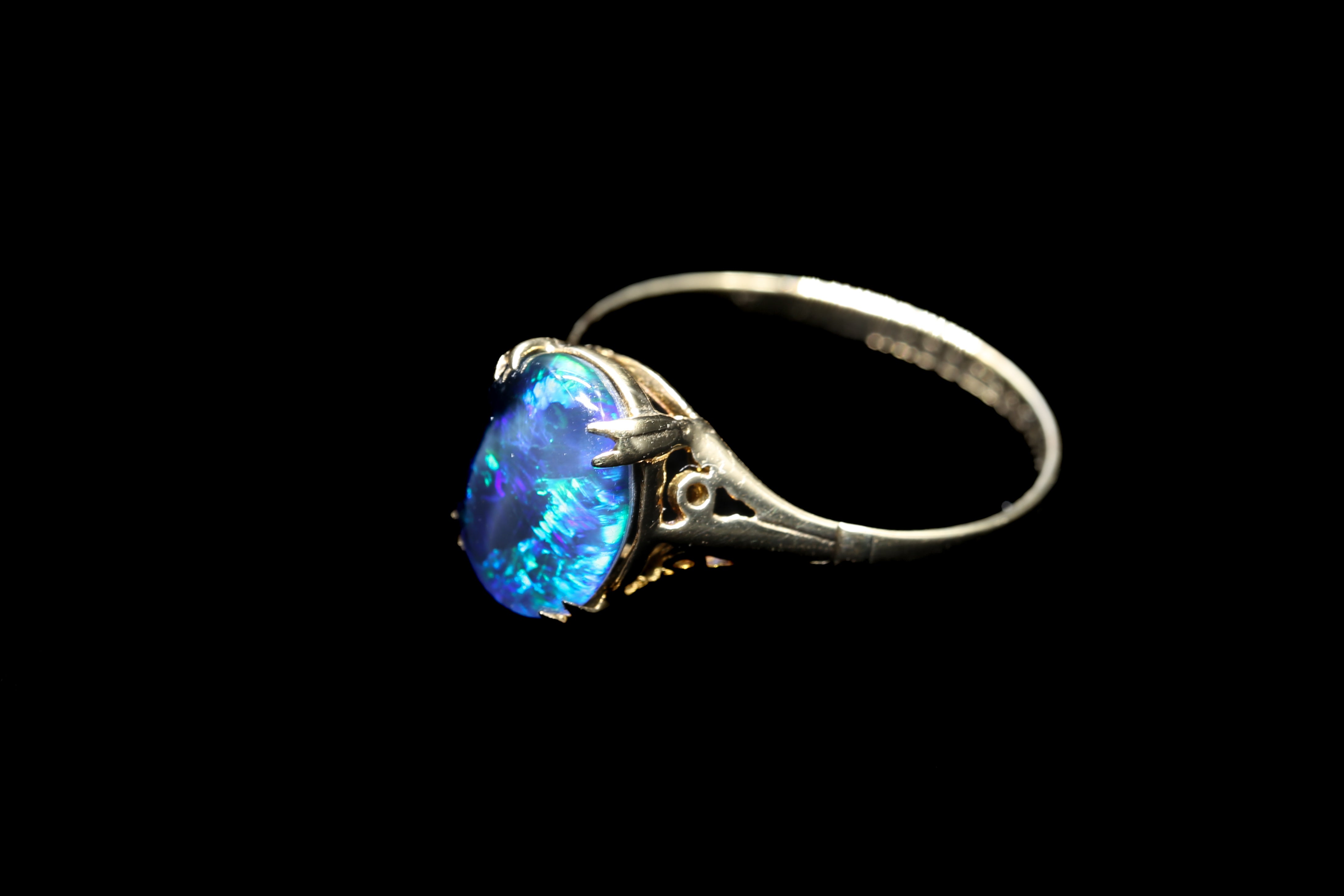 Vol.4 トリプレットオパールとは – Kalanchoe