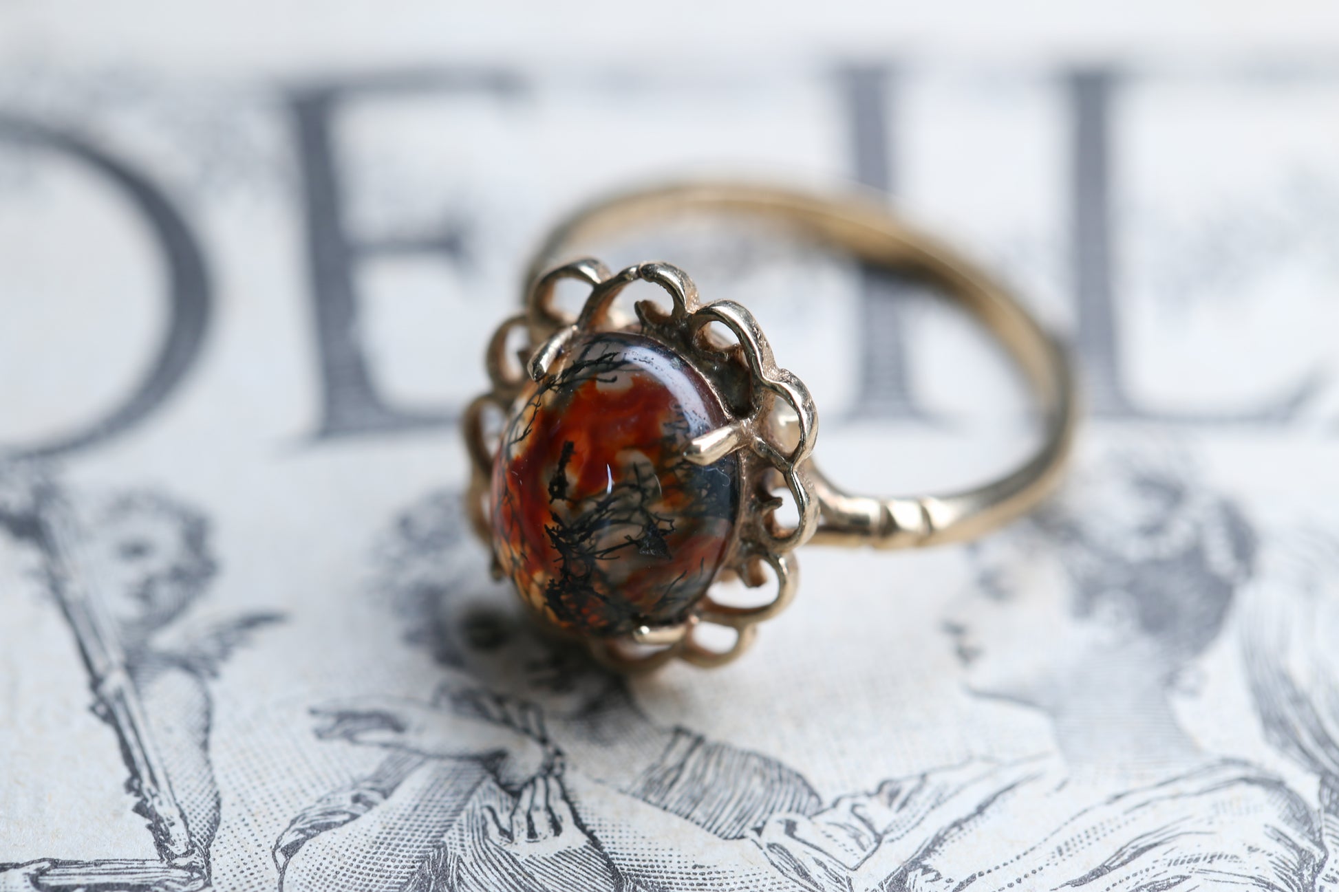 ヴィンテージジュエリー モスアゲートのシングルストーンリング