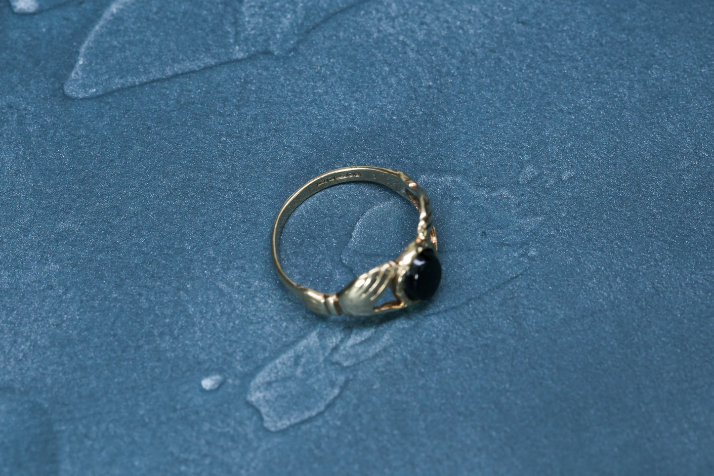 オニキスのクラダリング ヴィンテージジュエリー