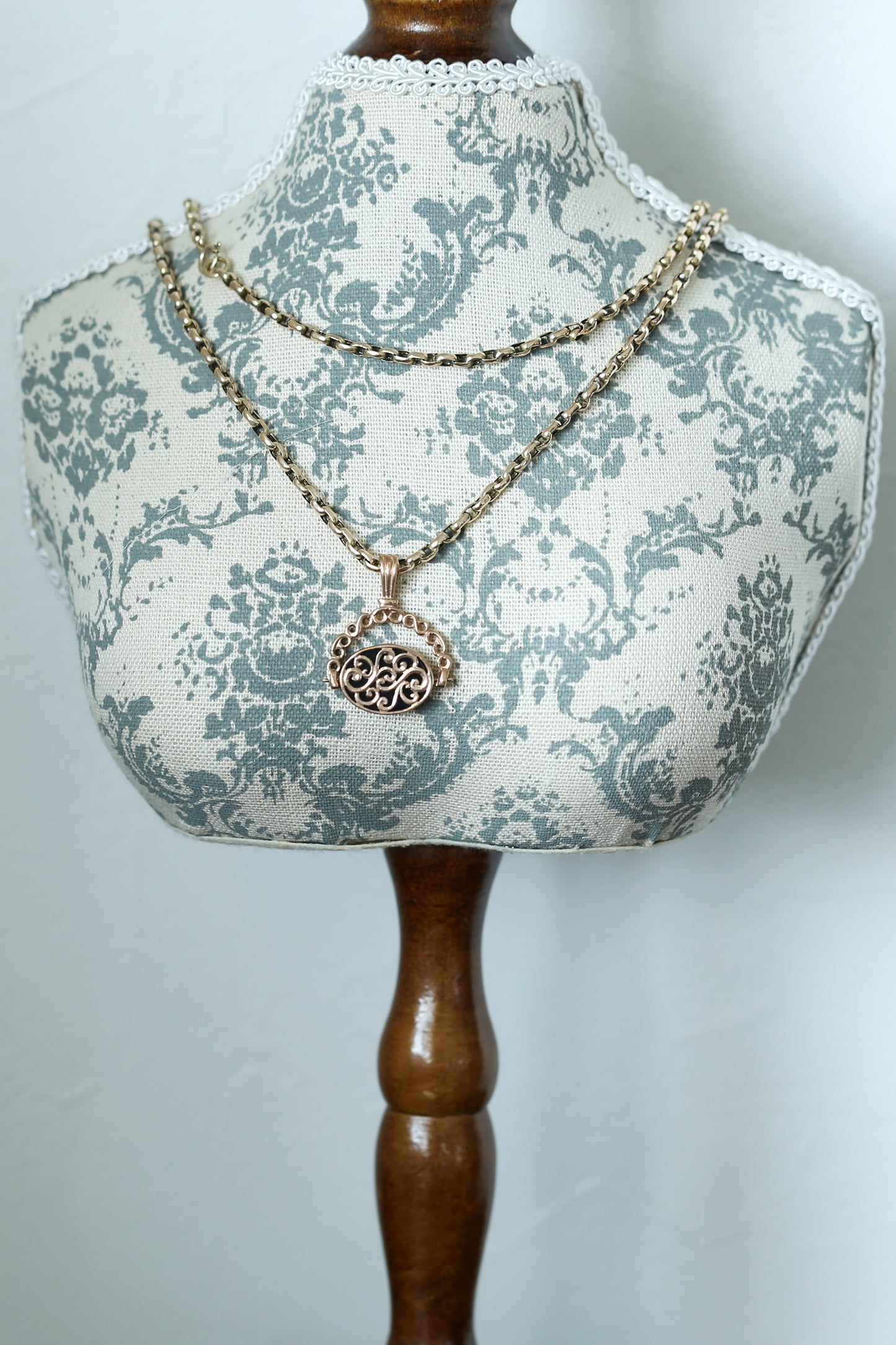 0017_ヴィンテージ オニキスのフォブシールペンダント