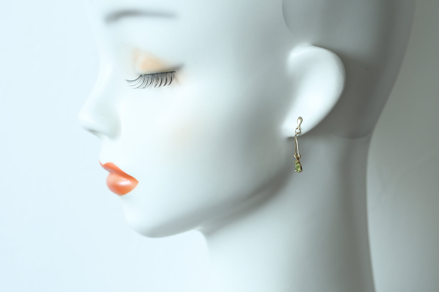 0195_ヴィンテージ ペリドットのドロップピアス