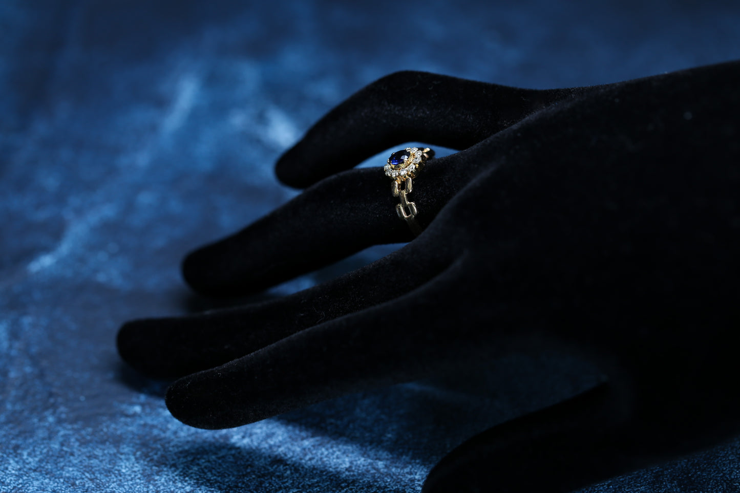 0139_ヴィンテージ サファイアとダイヤモンドのチェーンデザインリング