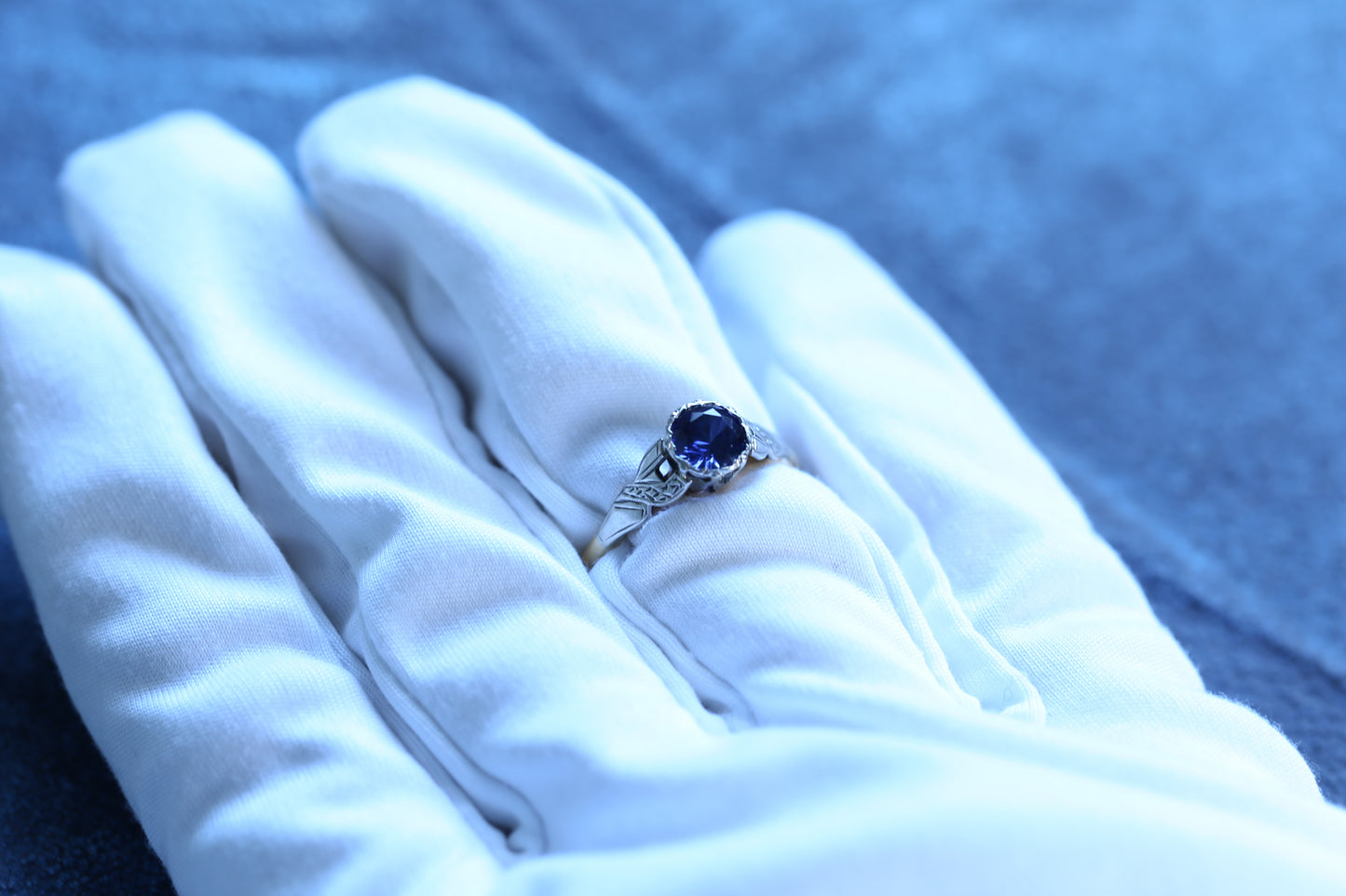 0200_ヴィンテージ サファイアのシングルストーンリング