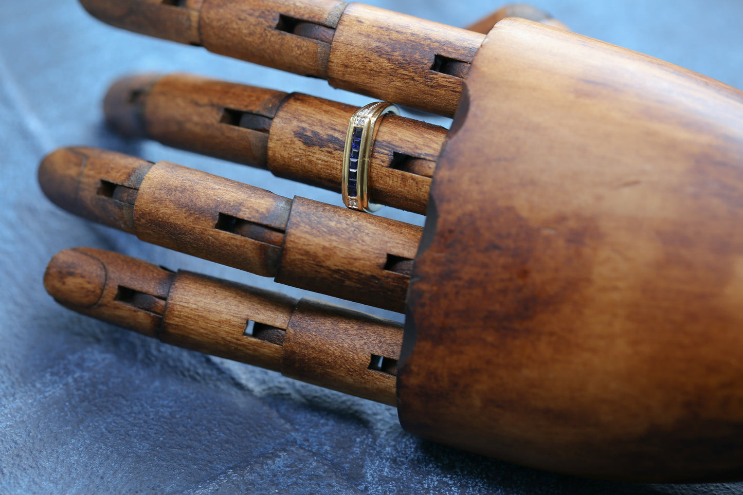 0167_ヴィンテージ カリブレカットサファイアのドレスリング