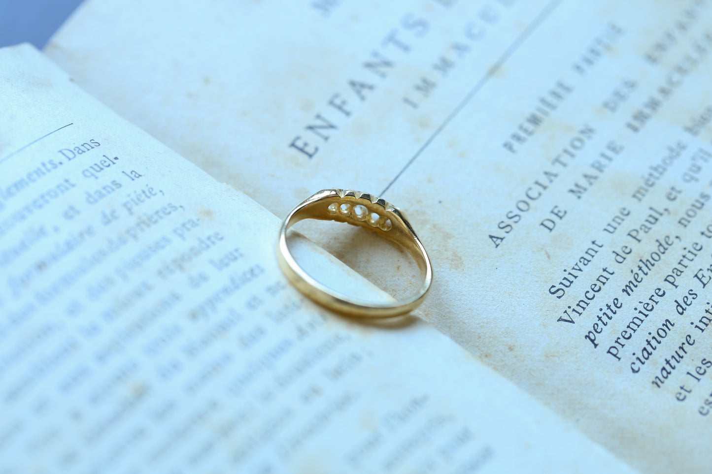 0028_アンティーク ダイヤモンドファイブストーン18Kリング