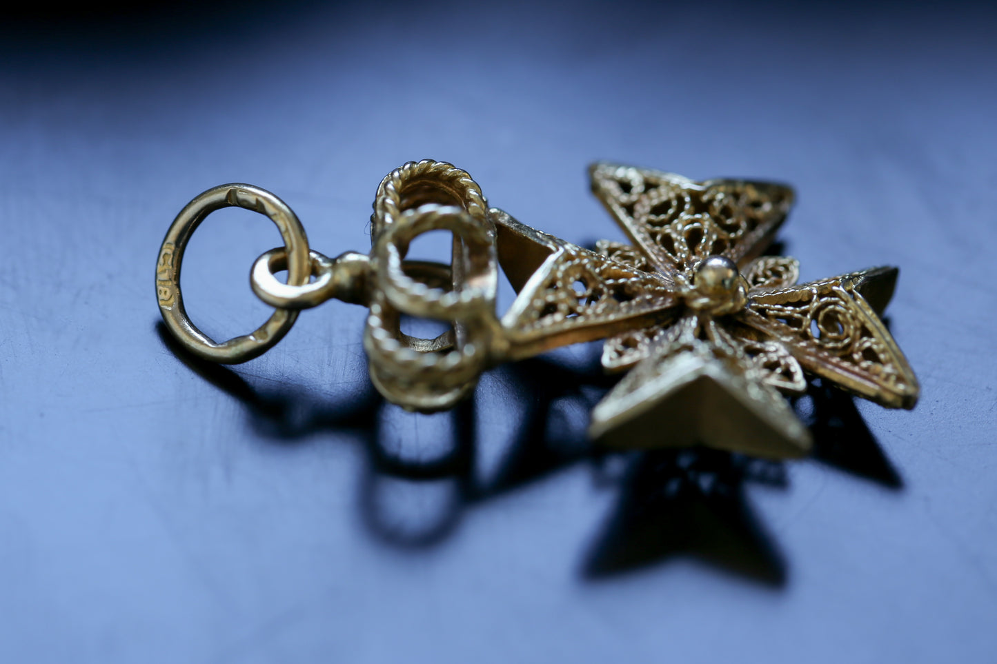 0021_アンティーク 18Kフィリグリークロスペンダント