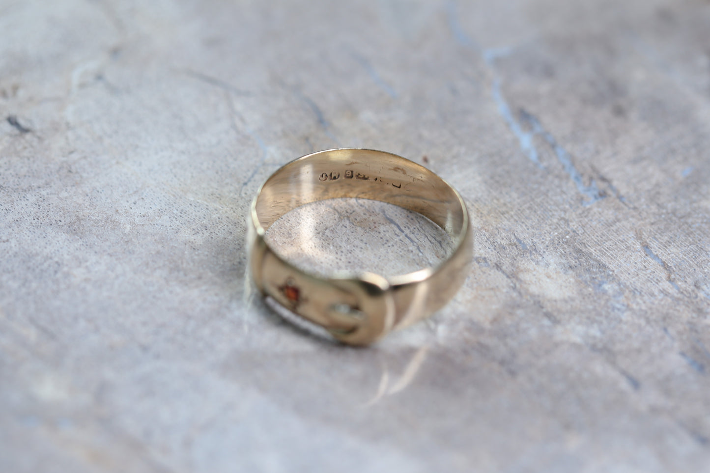 0169_アンティーク ガーネットのバックルリング