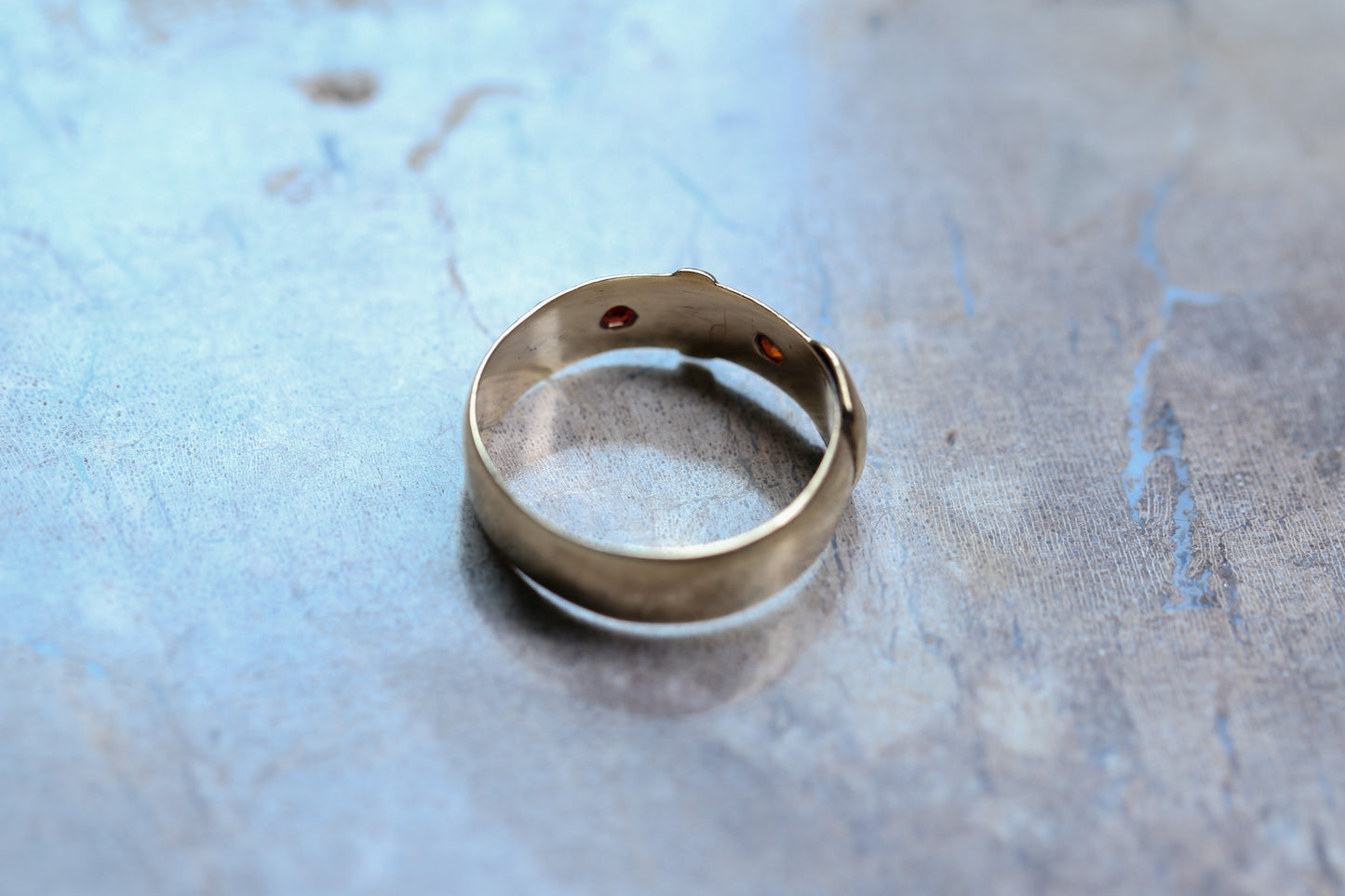 0169_アンティーク ガーネットのバックルリング