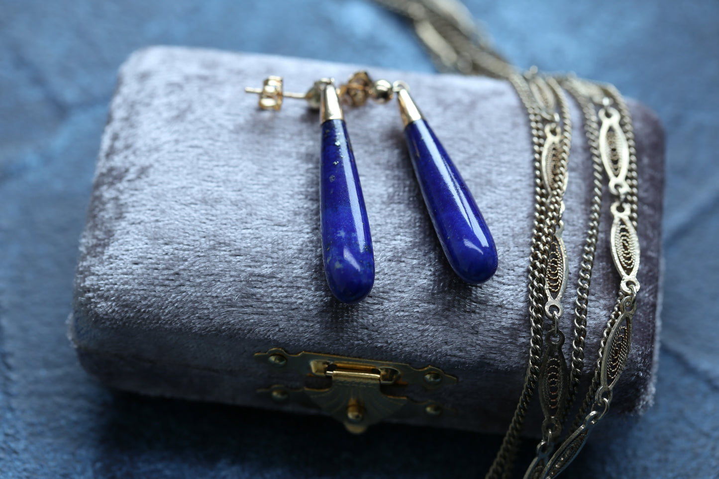0190_ヴィンテージ ラピスラズリのドロップピアス