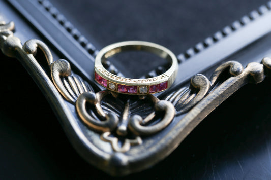 0173_ヴィンテージ ルビーとダイヤモンドのハーフエタニティリング