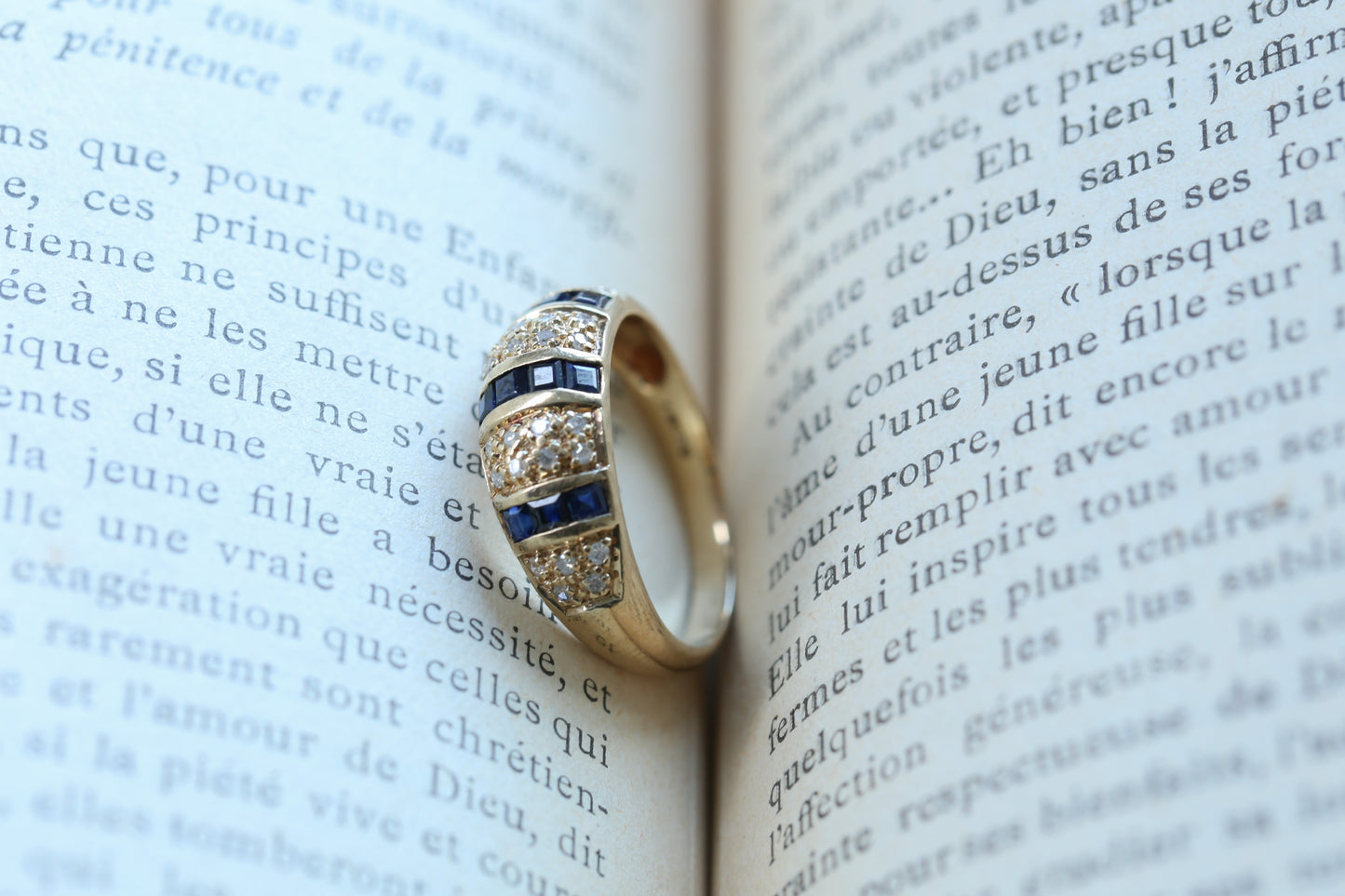 0187_ヴィンテージ カリブレカットサファイアとダイヤモンドの9ctゴールドリング