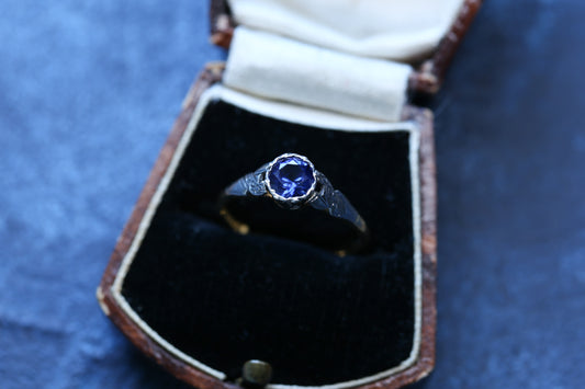 0200_ヴィンテージ サファイアのシングルストーンリング